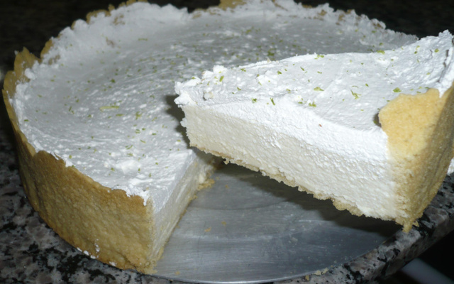 Torta mousse de limão