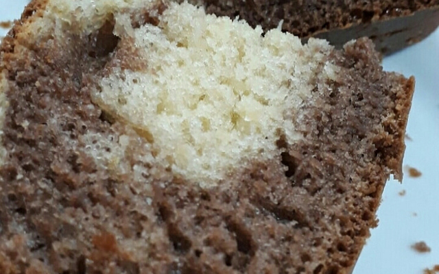 Bolo de liquidificador mesclado