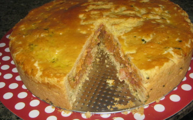 Empadão de carne seca