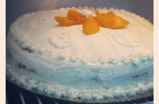 Bolo de aniversário de pêssego