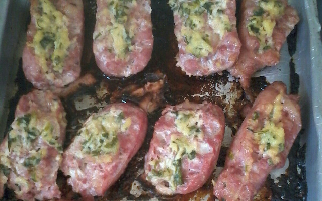 Linguiça temperada no forno