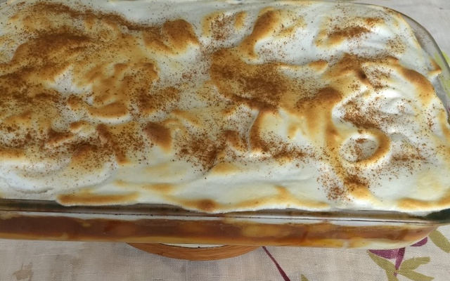 Doce de banana com suspiro