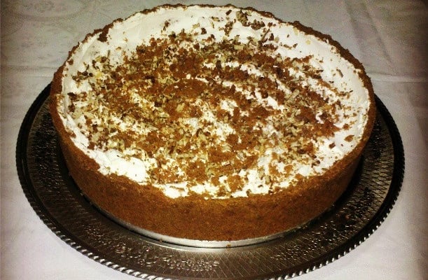 Torta mousse de chocolate com chantilly