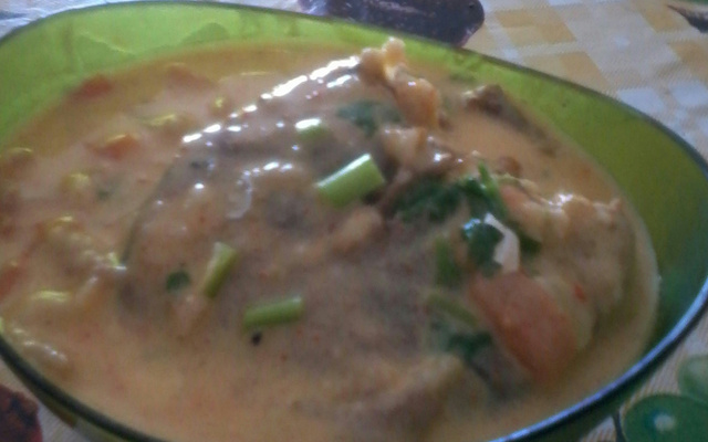 Peixe frito no coco simples