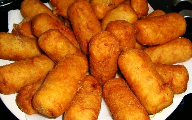 Enroladinho de salsicha