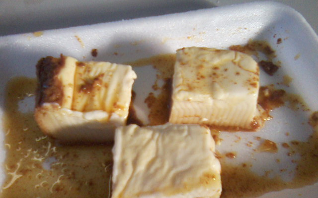 Bolo pudim de pão em calda