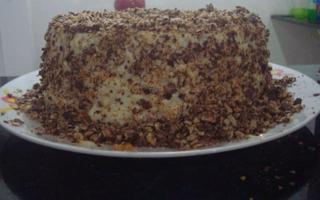 Bolo de limão com cobertura de Bis