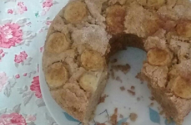 Bolo de banana simples
