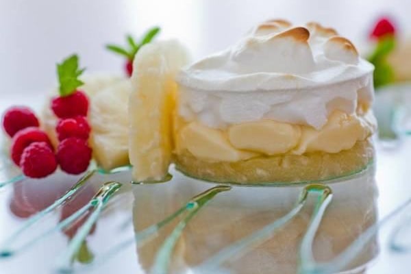 Abacaxi com creme inspirado em How I Met Your Mother