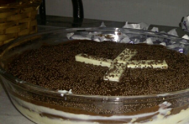 Pavê de chocolate e creme prático