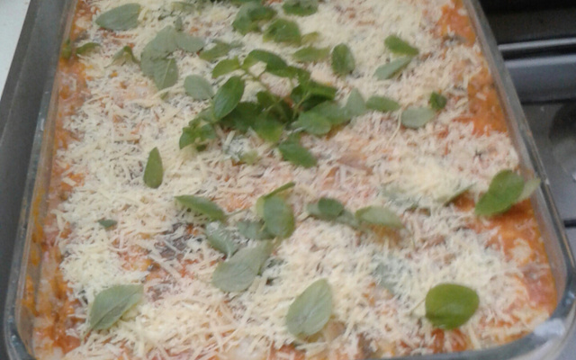 Lasanha à bolonhesa marinada no leite 