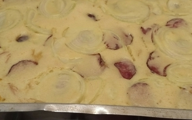 Torta de calabresa simples (massa leve)