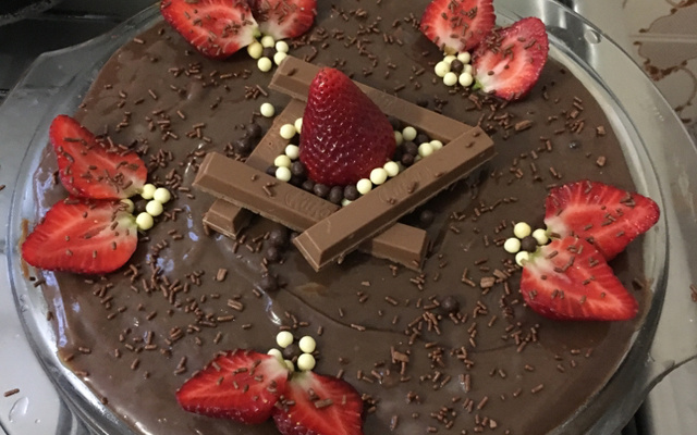 Torta de chocolate gelada