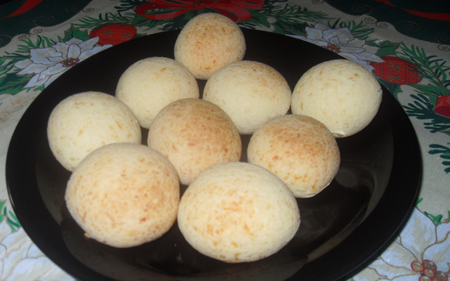 Pão de queijo mineiro