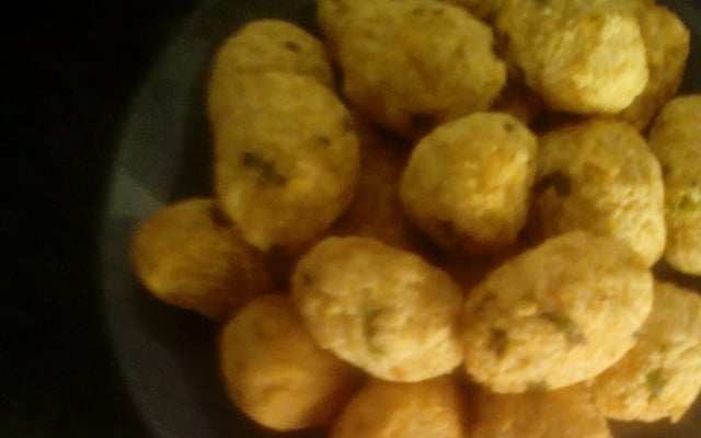 Bolinho de arroz simples da Valéria