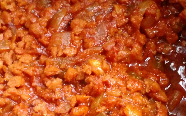 Molho de carne de soja texturizada