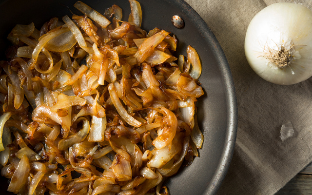 Cebola para aperitivo ou tempero de salada