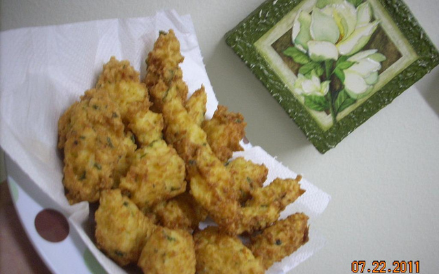 Bolinho de arroz crocante