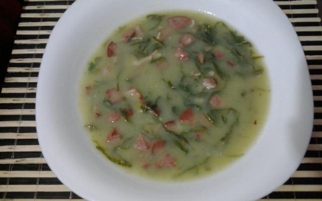 Caldo verde delicioso