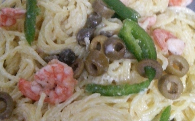 Espaguete de camarão à la Cristina