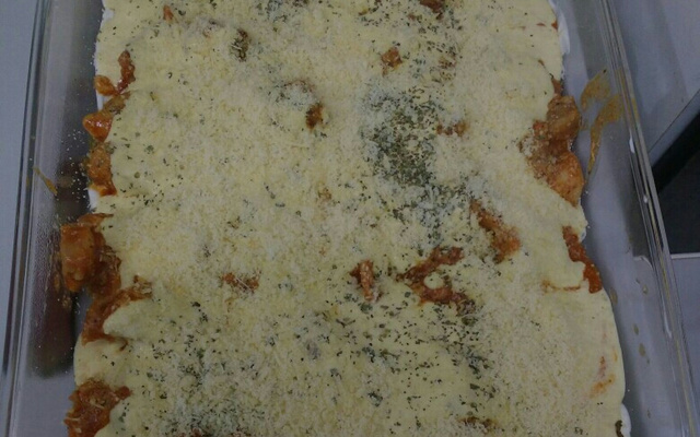 Frango esconde esconde