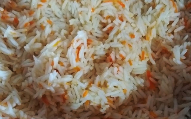 Arroz com cenoura bem simples