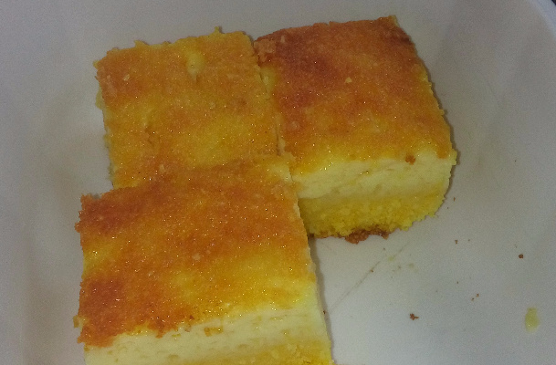 Bolo de fubá cremoso