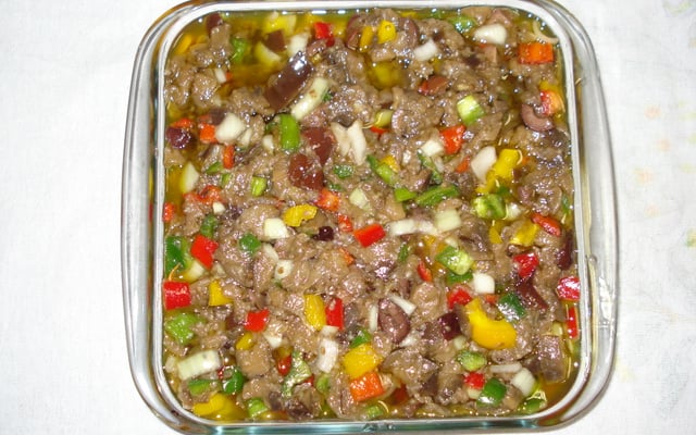 Antepasto delicioso de berinjela