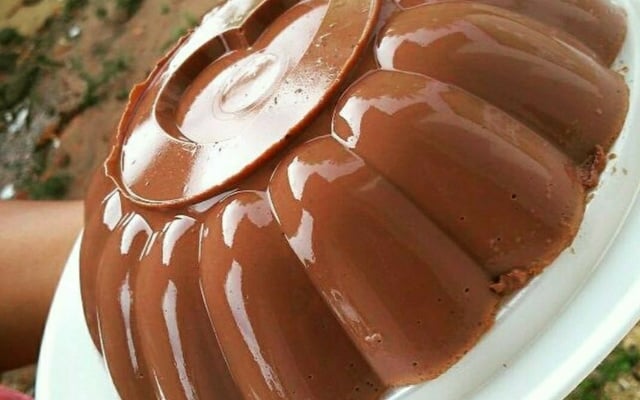 Pudim de chocolate de geladeira