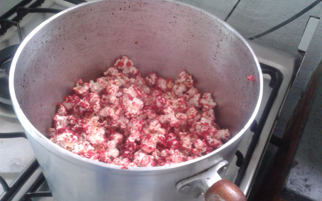 Pipoca doce colorida