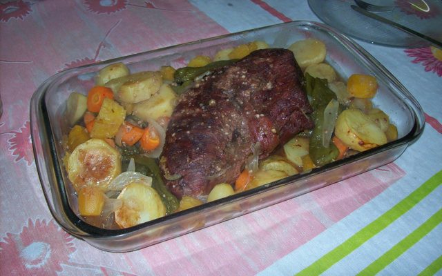 Picanha de forno com legumes