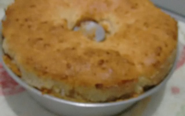 bolo salgado  de polvilho doce (rosca)