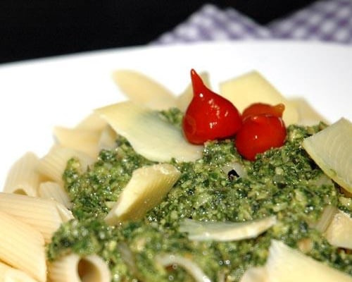 Massa ao pesto