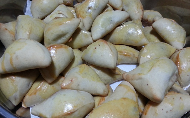 Esfiha de carne - Calazans