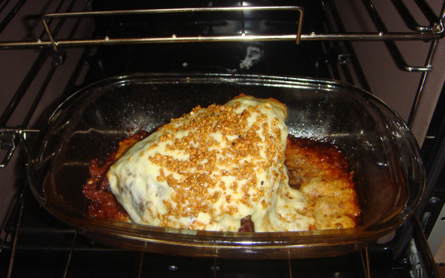 Picanha com queijo e alho ao forno