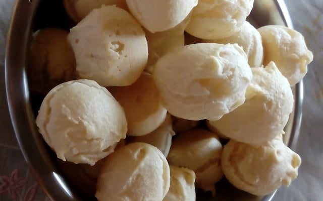 Pão de queijo facílimo