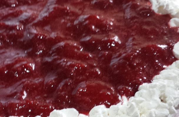 Bolo mousse de morango