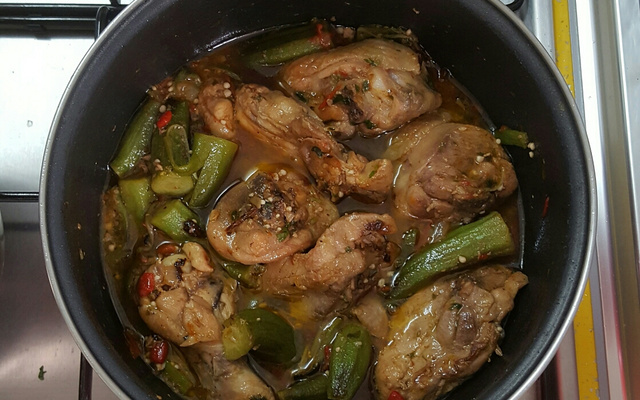 Frango com quiabo a minha moda