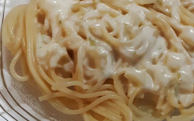 Macarrão ao molho de limão