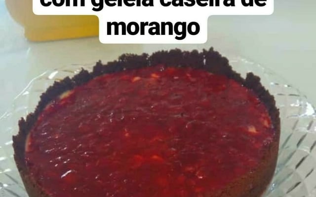 Torta gelada de maracujá