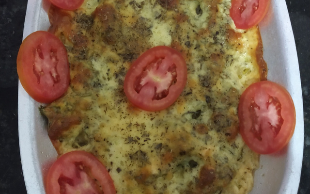 Peito de frango gratinado com brócolis