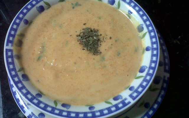 Creme de abóbora com manjericão