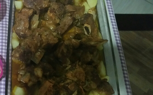 Costela de boi na panela sem água