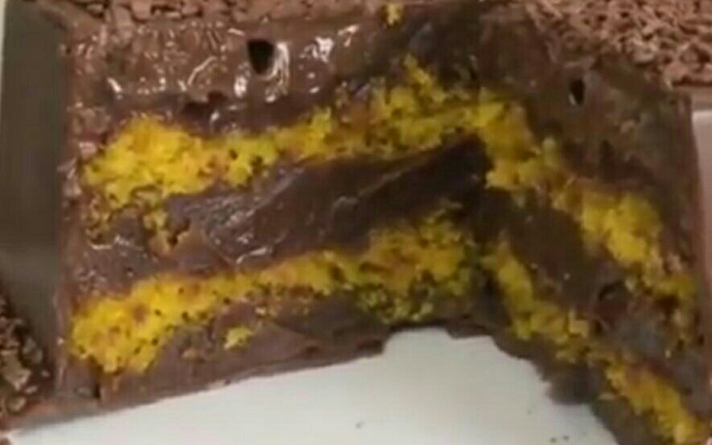 Bolo bombom de cenoura