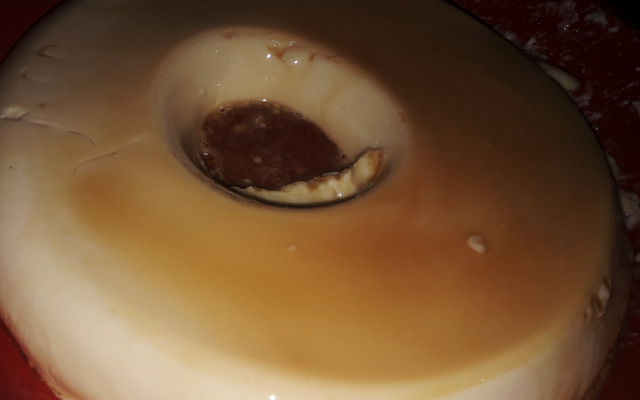 Pudim com maria-mole