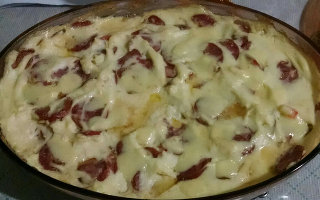 Pavê salgado de calabresa