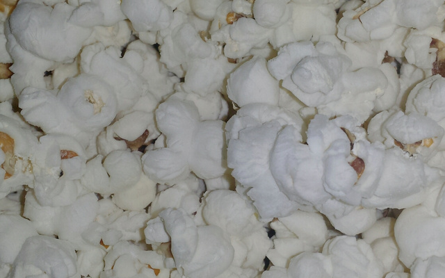 Pipoca sem óleo no micro-ondas