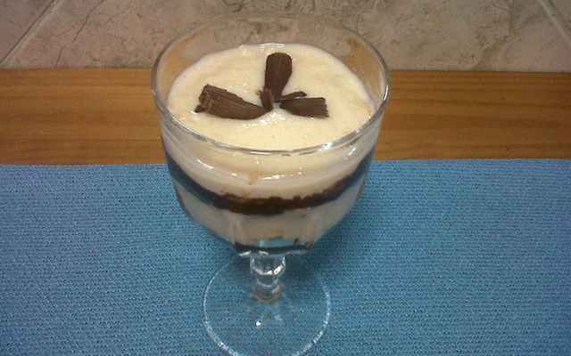 Pavê individual de chocolate e coco