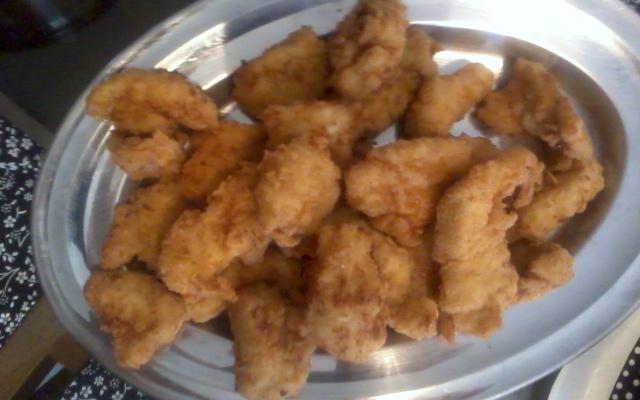 Filé de frango empanado