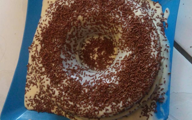 Creme branco para recheio e cobertura de bolo